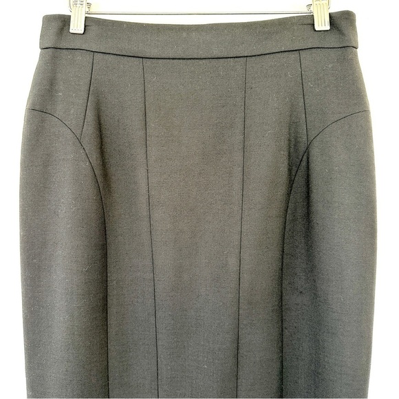 Pencil skirt with  exposed gold zipper at centre back, wool, lined, midi length - Picture 5 of 11